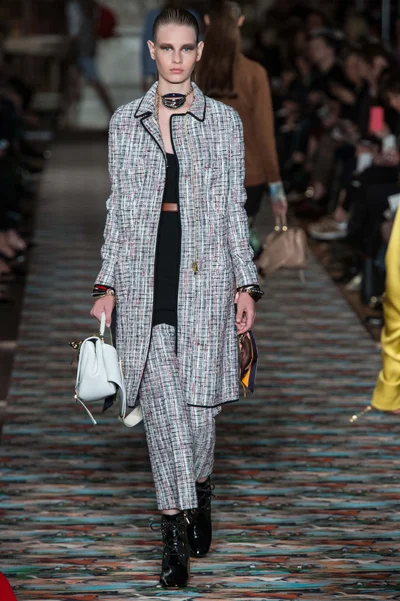 Look 20